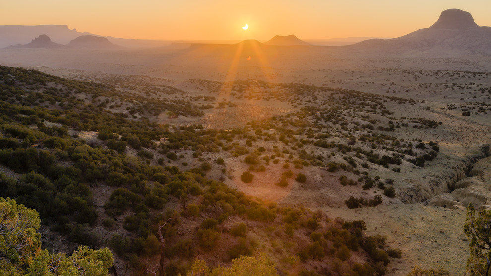 Arkansas Wallpapers - Annular Solar Eclipse over the Rio Puerco Valley Arkansas Wallpapers - Annular Solar Eclipse over the Rio Puerco Valley