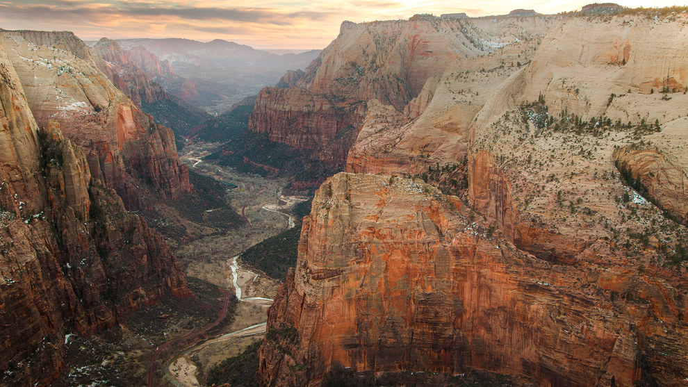 Arkansas Wallpapers - East Mesa Trail at Zion National Park Arkansas Wallpapers - East Mesa Trail at Zion National Park